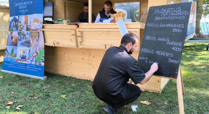 Ennyiből ehetünk a tatai SVÉT-en: mutatjuk a legolcsóbb és a legdrágább menüt is - videó, fotók