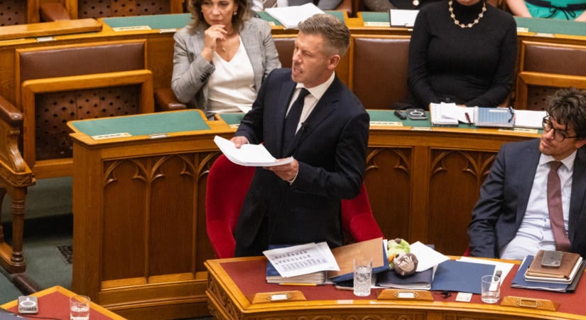 Magyar Péter arról, hogy Orbán megfenyegette a Vagyonvisszaszerzési Hivatal leendő munkatársait: Ez Btk., hivatalos személy elleni erőszak, ami 1-5 év börtön