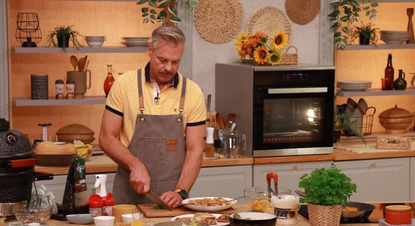 Ezzel a turmixszal indítja a napot Lázár Chef – 13 év után újra a TV Paprikán főz