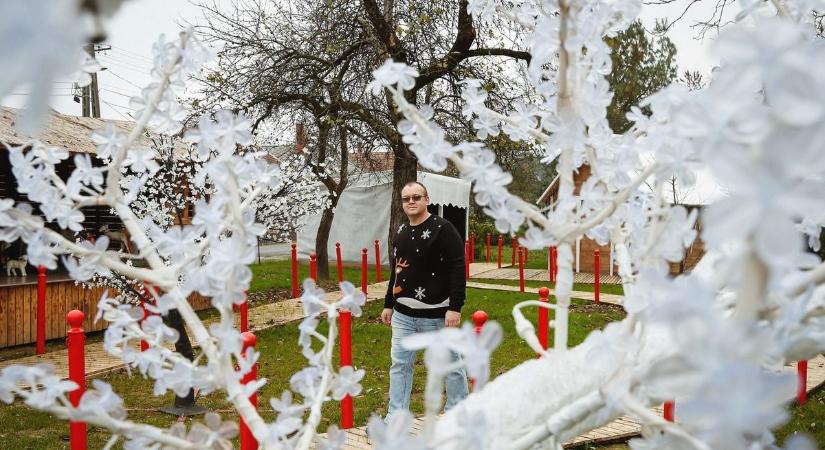 Hazatér Csákánydoroszlóra a Karácsonyi Meseház