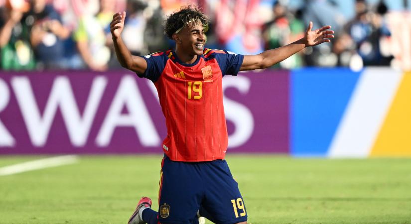 Lamine Yamal boxeralsója lett a világbajnokság egyik divatszenzációja