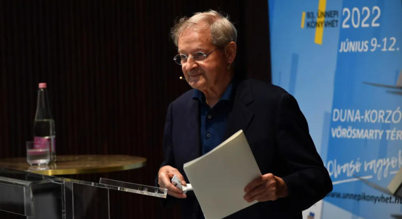 „Nem kortárs mától, hanem örök” – pályatársak és politikusok búcsúznak Nádas Pétertől