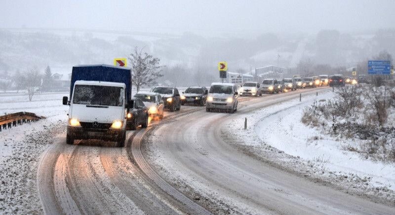 Kiadták a riasztást: 15 centiméter hó is hullhat