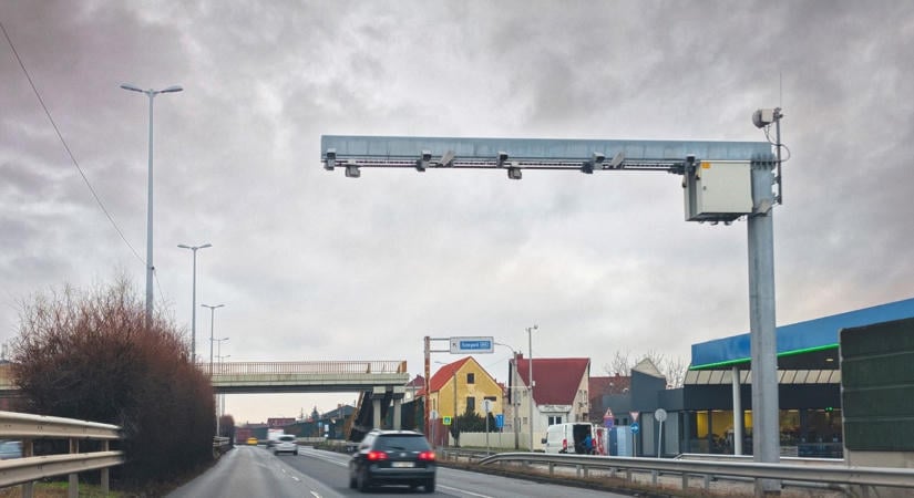 430 ezres bírság is lehet! Ezeken az autópályákon már mérik az átlagsebességet, nem elég csak a traffipaxnál lassítani