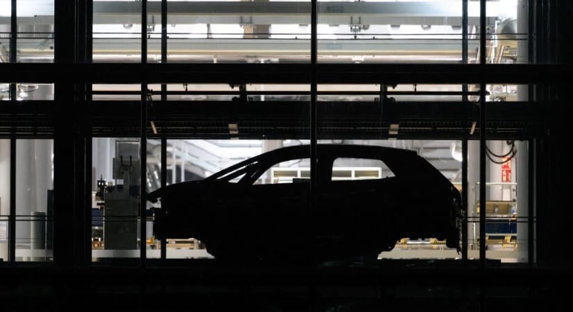 2030-ig világszerte befagyasztaná a béreit a Volkswagen