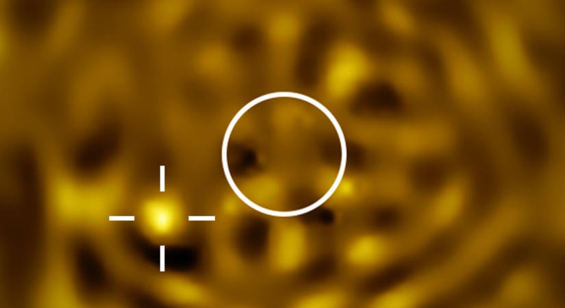Szinte biztos, hogy a Betelgeuzének közeli kísérőcsillaga van