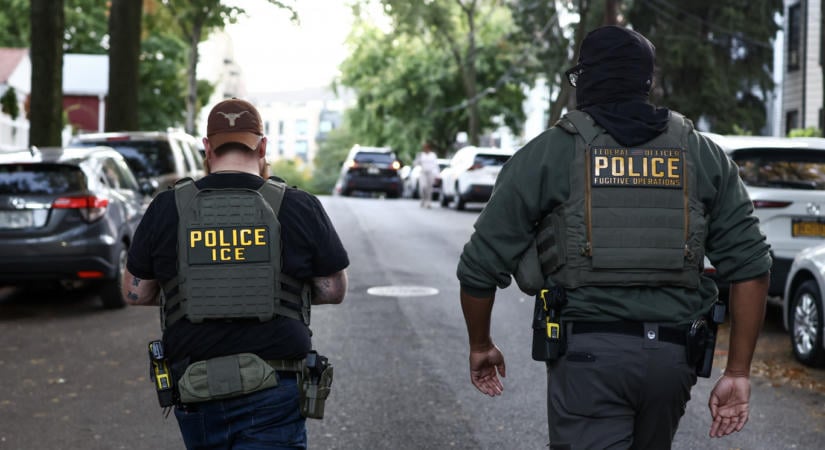 Bevándorlási ügynökök meglőttek egy férfit New Yorkban, egy ötéves gyerek is az autójában volt