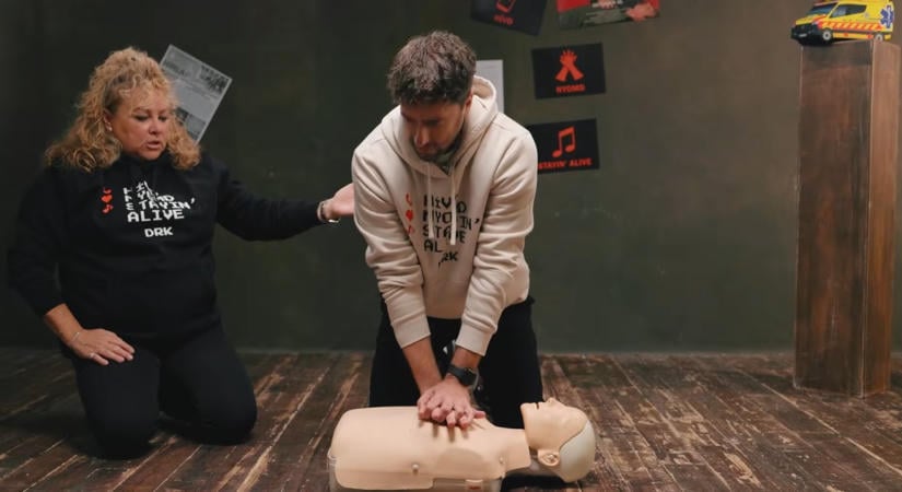 Percenként 10 százalékkal csökkenhet a túlélés esélye - Három egyszerű lépés, amely életet menthet: új kampány indult