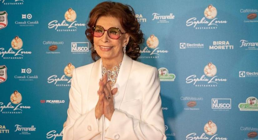 Rémhírek terjednek a 91 éves Sophia Loren egészségi állapotáról