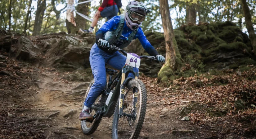 Bokros Csenge győzelmet aratott a Belgian Enduro Cup bouilloni futamán