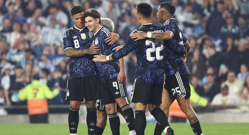 Kiütéssel hangolt Messi búcsújára Argentína: elképesztő körülmények között, vészkerettel érkezett az ellenfél - videó