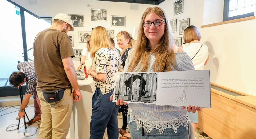 Kétszer indulás, avagy a sárkány hét feje - Az ELTE SEK művészeti tanszékének diplomakiállítása - fotók