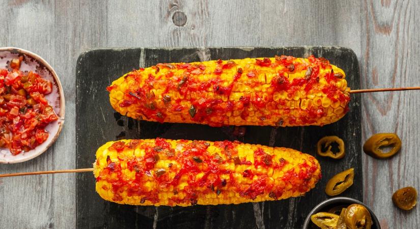 Mentes Anyu: Juharszirupos-chilis sült csöves kukorica