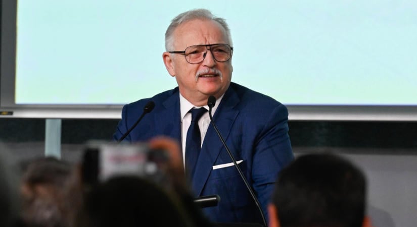 Az üzemanyagár is téma a kormányülésen, berendelték Hernádi Zsolt Mol-vezért is – videó