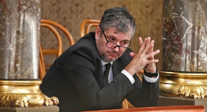 Hadházy Ákos feljelentését újra elutasította a rendőrség
