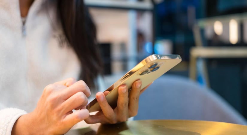 Az NMHH szerint jogszerű, ha 140 százalékkal drágul az internet – csak szóljanak időben
