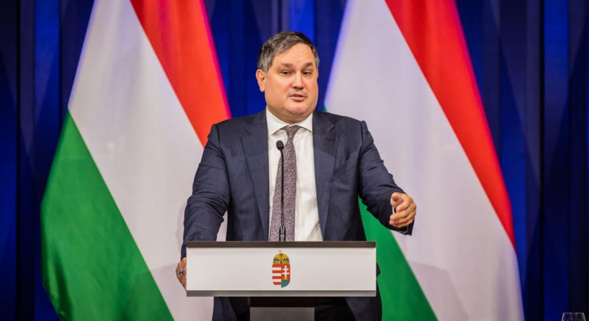 Nagy Mártonék egy 88 kilométeres utat is magánrepülővel tettek meg