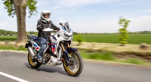 Mikor vehettél motort 800 000 forint kedvezménnyel?