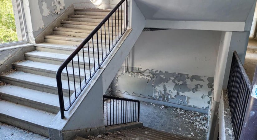 2005 óta üresen állnak ezek az épületek Somogyban – megdöbbentő képek készültek (FOTÓK)