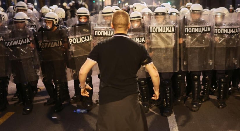 „A rezsim bármilyen gaztettre képes”