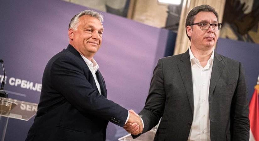 Spiegel-kommentár: Magyarország után Szerbia – elfogy a levegő az autokraták körül?