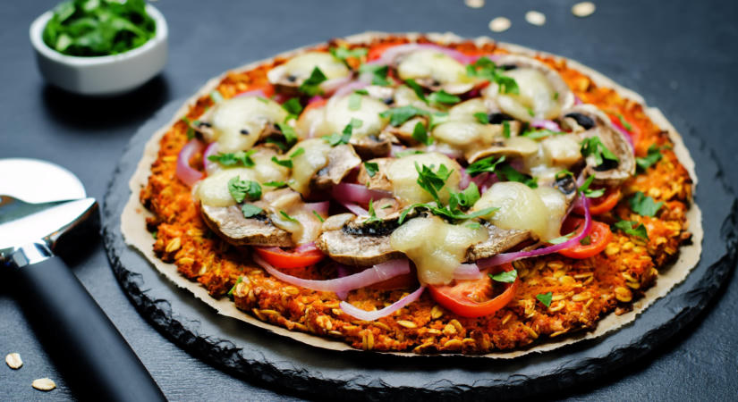 Édesburgonyás hamis pizza: diétás finomság, amit könnyű elkészíteni