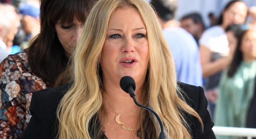 Christina Applegate nem is szklerózis multiplexben szenved – félrediagnosztizálták a színésznőt