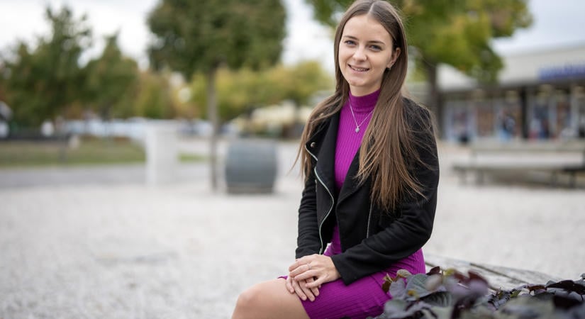 Hógolyó – Tábori Emese