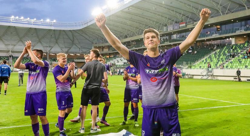 Megtartották az első bejárást a Széktói Stadionban