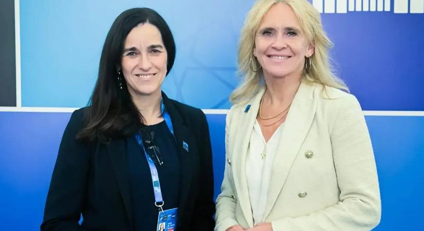 Kétoldalú egyeztetéseket folytatott az ankarai NATO-csúcson Orbán Anita