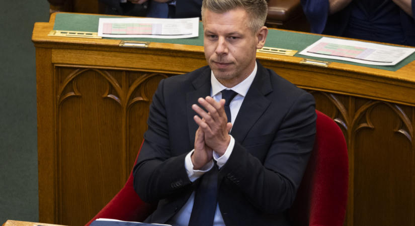 Medián: Csökkent a Tisza támogatottsága