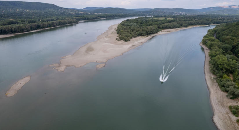 Kongatják a vészharangot a kutatók: métereket süllyedt a Duna és a Tisza medre, veszélyben lehet a magyar ivóvíz?