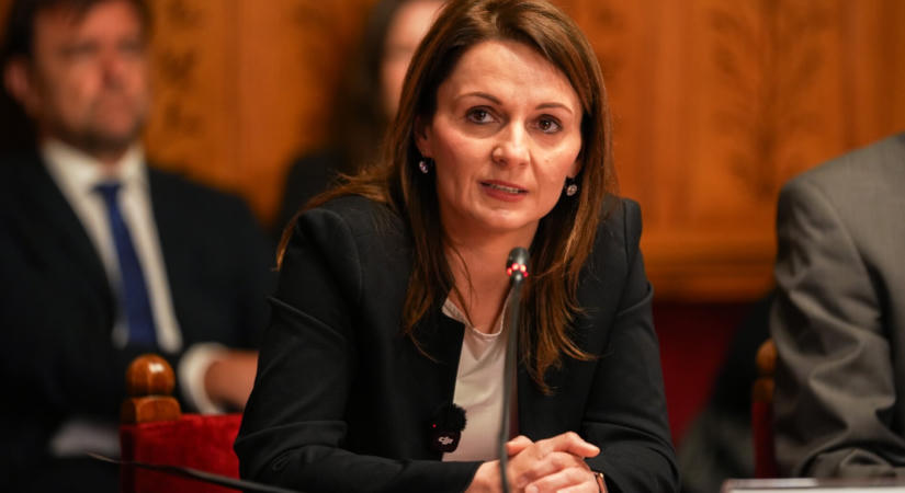 Tíz kormányhivatal élére keresnek új kormánymegbízottat