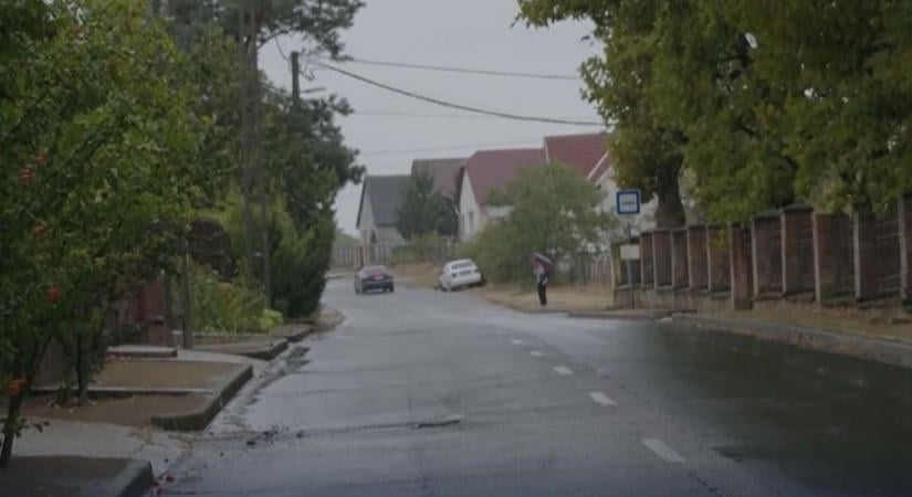 A menekülő autótolvaj teljesen megvadult: kocsiajtóhoz préselte a szabolcsi polgárőrt – videóval
