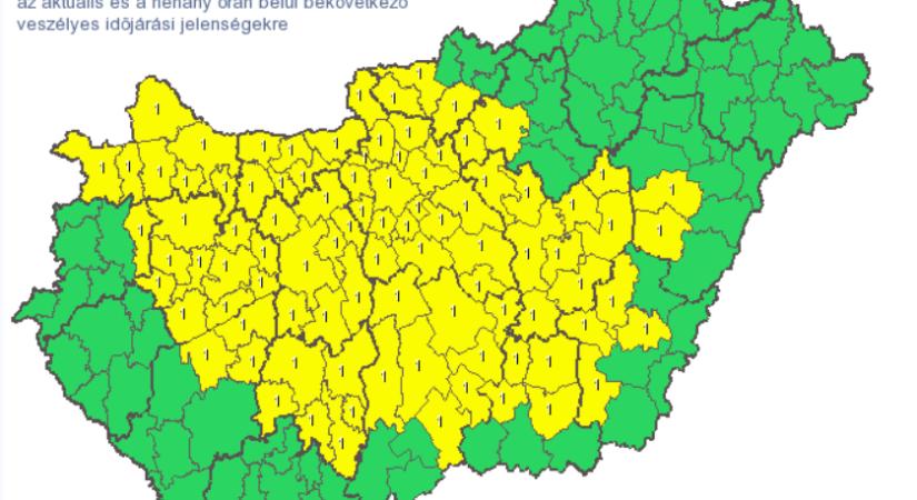 Viharos erejű szél miatt adtak ki riasztást