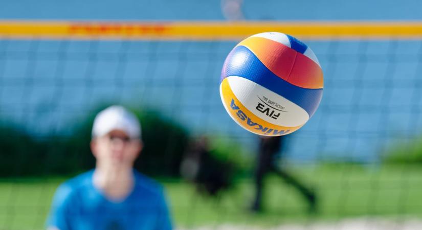 Strandröplabda-tornát is rendeznek Csesztregen
