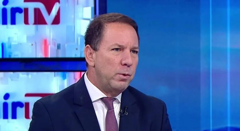 Fékeznének a fejlesztők - tombol az AI-pánik