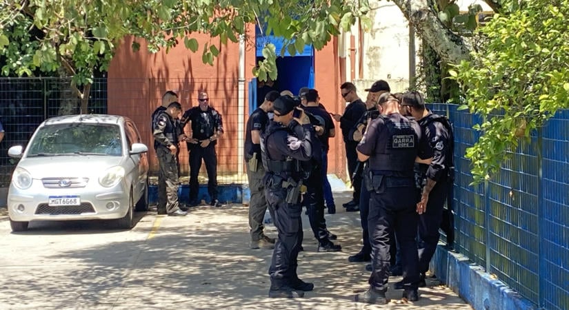 Tizenhárom gyereket ejtett túszul egy férfi Brazíliában