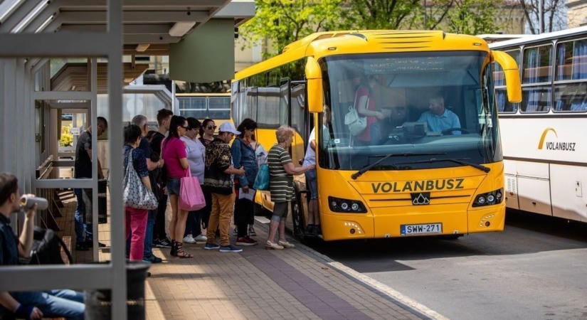 Pont került a dombóvári buszvita végére: már azt is tudni, milyen buszok érkeznek