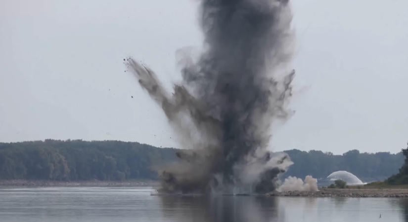 Robbantásokkal terelik a Duna vizét Romániában