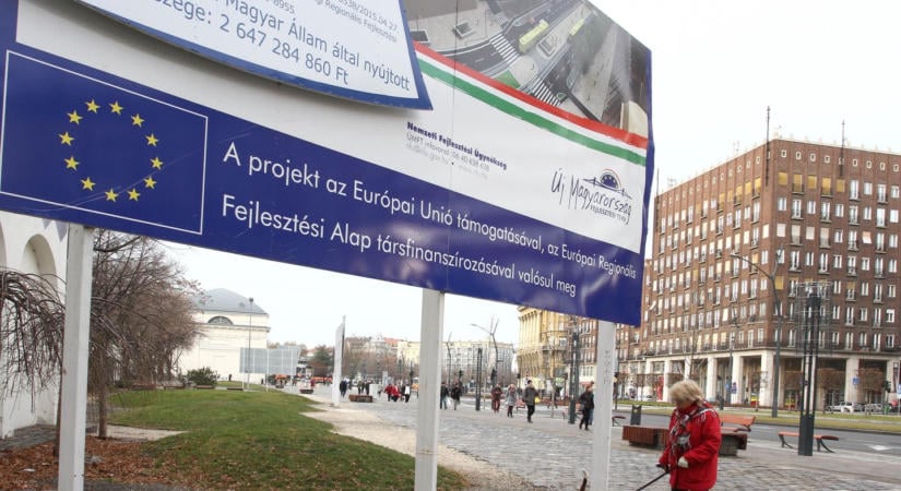 Nyilvános kereső indult az uniós források és a kivitelező cégek nyomon követésére