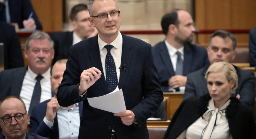 Rétvári Bence: Magyar Péter a gendervilág hőse lett (VIDEÓ)