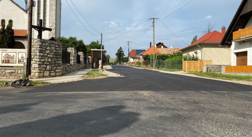 Bakonyi falvakban újulhatnak meg utak, járdák – Mutatjuk, melyik mire nyert pénzt