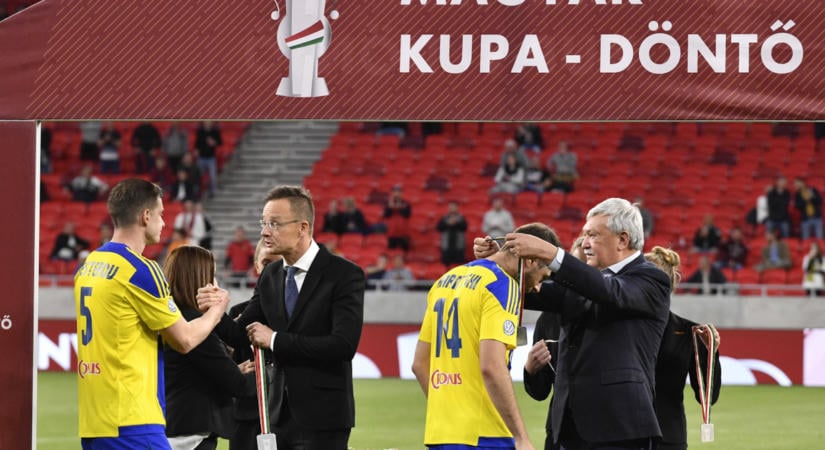 Politikusmentes sportszövetségek és -klubok – vagy mindez csak a látszat?