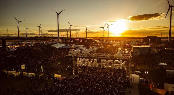 Új jegytípusok és luxus VIP-csomag érkezik a Nova Rockra
