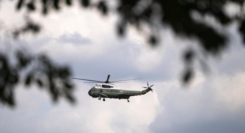 Már csaknem 900 alkalommal támadta Joe Bident idén Donald Trump