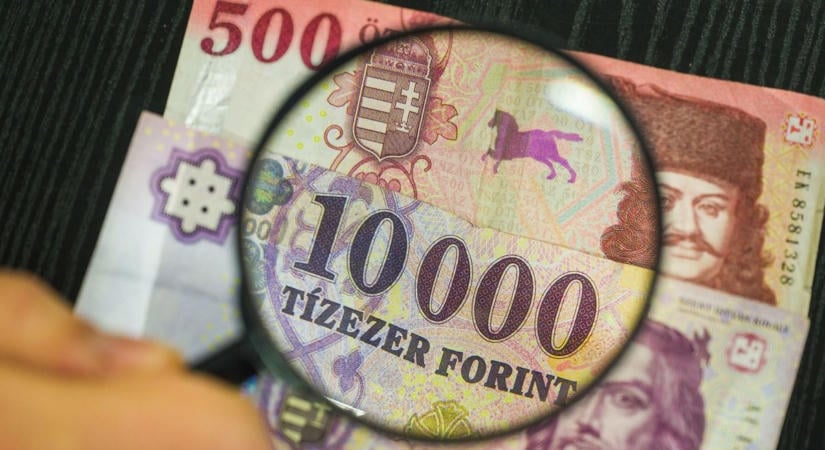 Tintasugaras nyomtatóval készültek a hamis tízezresek Szabolcsban