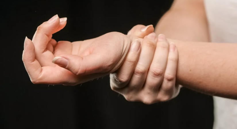 Sokan az öregedés számlájára írják, pedig súlyos betegség jele lehet ez a reggeli tünet