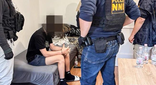 Jelzett az FBI: tömegmészárlást tervezett a győri tini
