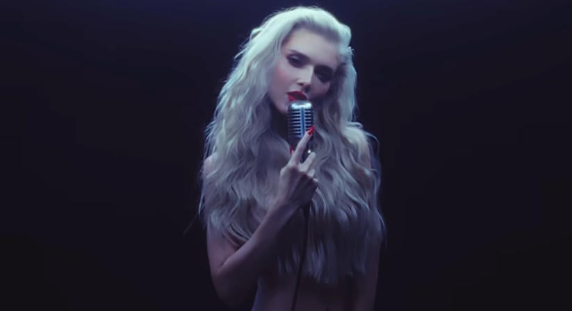 Herceg Erika új videóklipje nagyon bevállalós lett: meztelenül mutatja meg magát